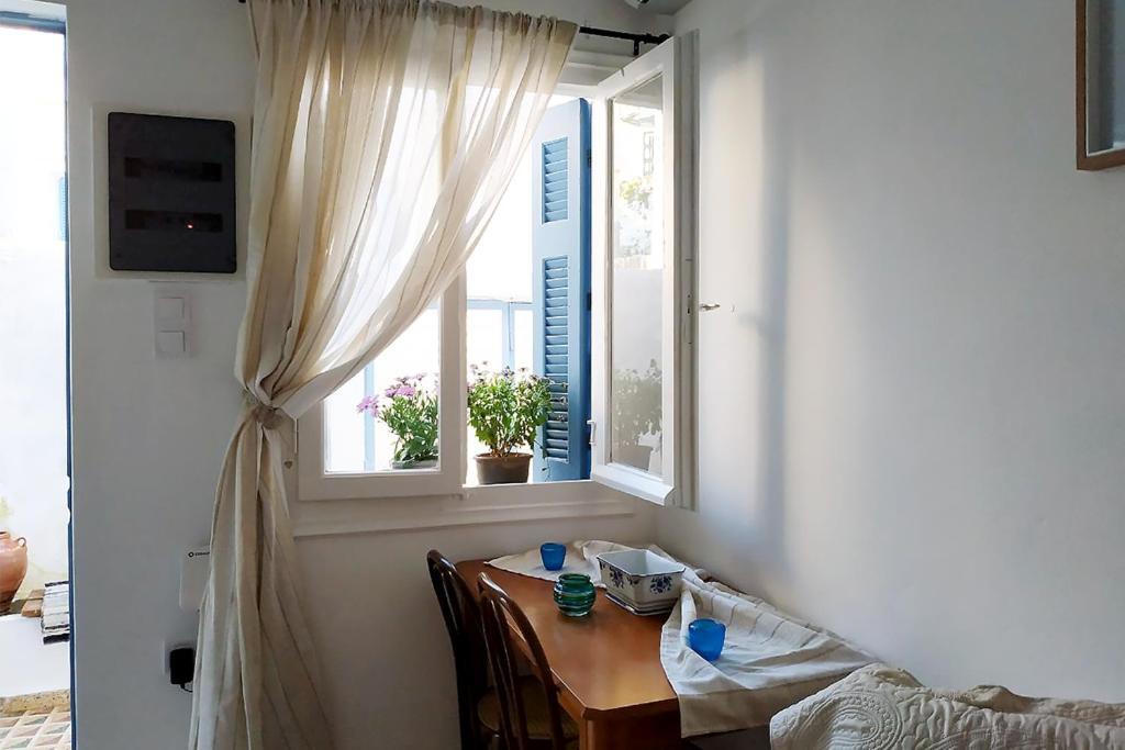 Aithra -Cosy Studio In Centre Of Poros Poros Town المظهر الخارجي الصورة